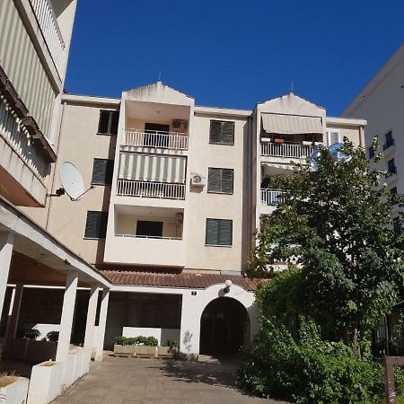 Emi Appartement Budva Buitenkant foto
