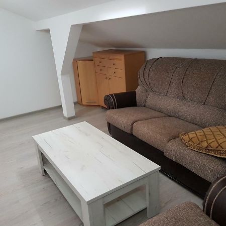 Emi Appartement Budva Buitenkant foto