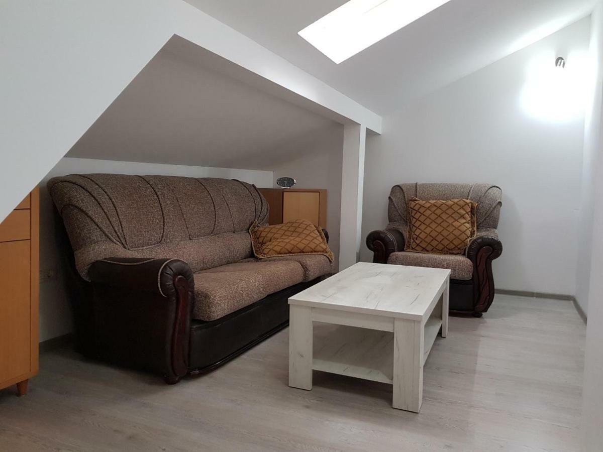 Emi Appartement Budva Buitenkant foto